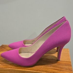BCBGeneration Vibrant Pink Heels 8.5